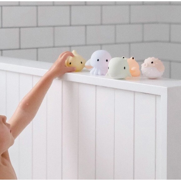 SunnyLife Sea Animal Splash Toys Ocean Friends - Water Fun for Kids - 6 Pack - Picture 5 of 6